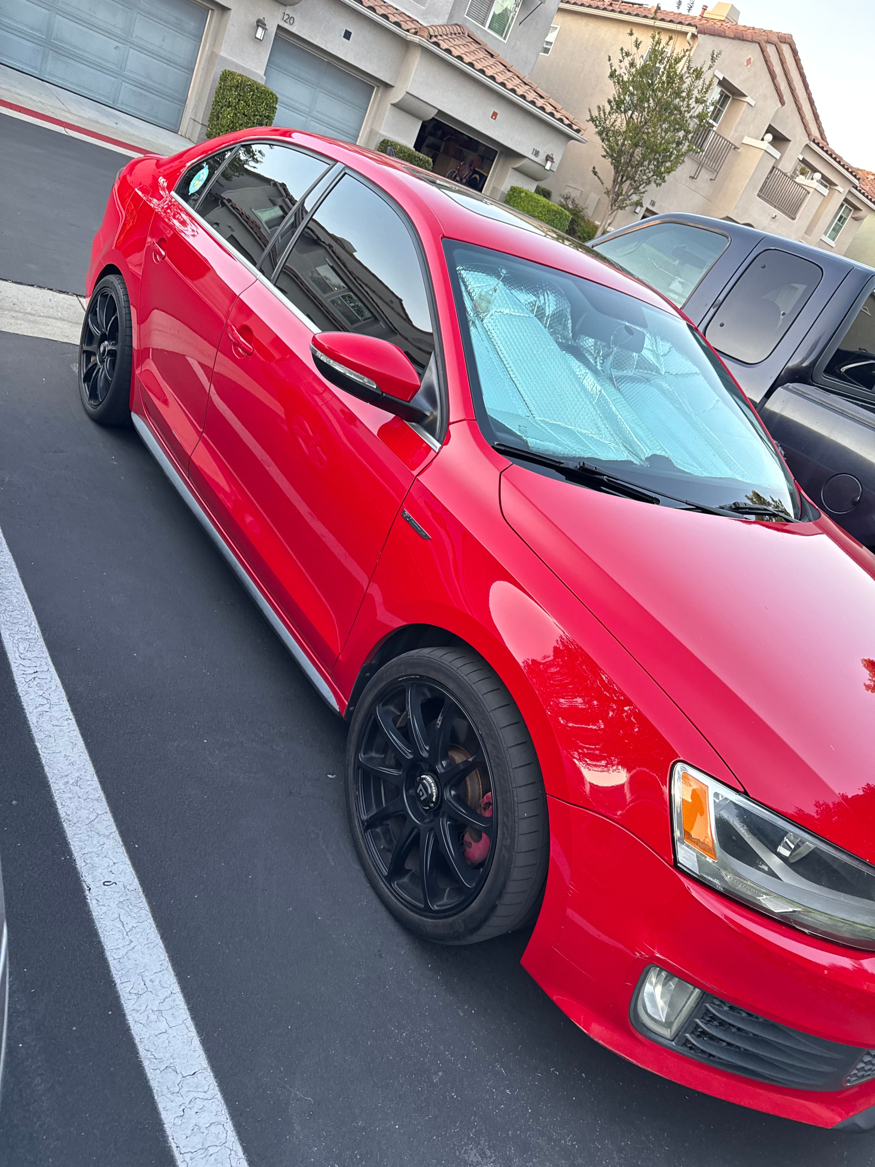Used 2014 Volkswagen Jetta GLI Edition 30 FWD image 4