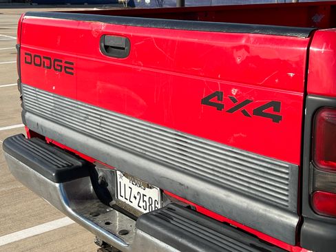 Used 1999 Dodge Ram 2500 Truck 4x4 Quad Cab image 11