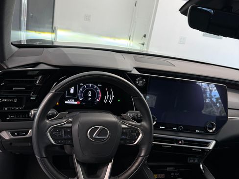 Used 2023 Lexus RX 350 FWD image 11