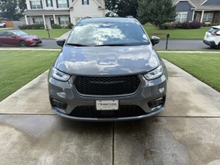 Used 2023 Chrysler Pacifica Touring-L w/ S Appearance Package FWD image 1