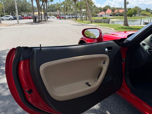 Used 2008 Pontiac Solstice Convertible w/ Premium Package RWD image 22