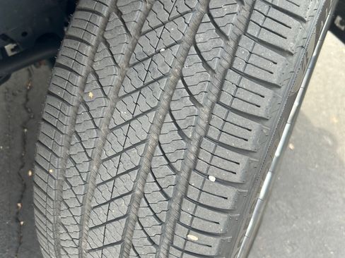 Used 2019 Ford F150 Limited w/ Trailer Tow Package image 11