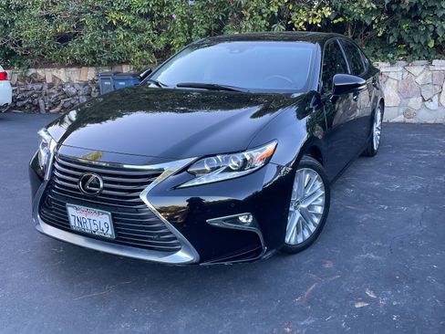 Used 2016 Lexus ES 350 image 5