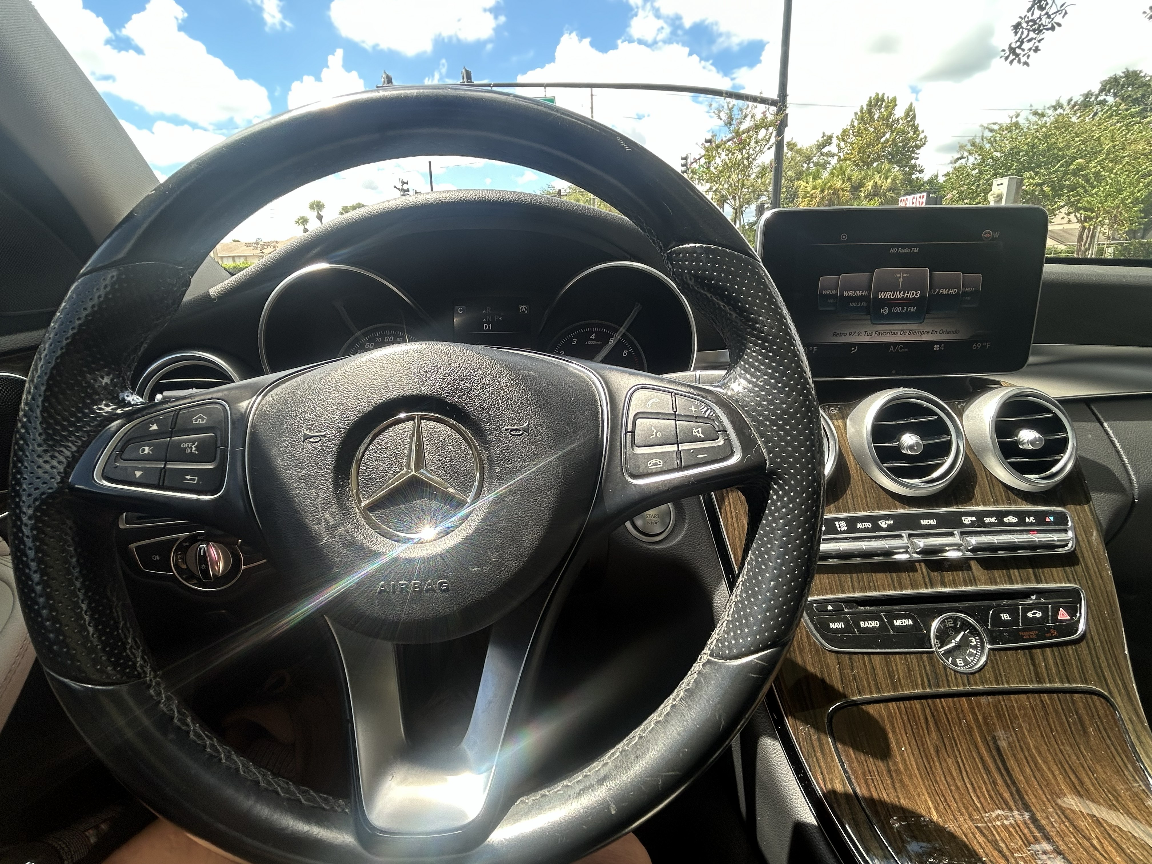Used 2016 Mercedes-Benz C 300 Sedan image 9