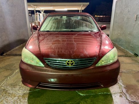 Used 2006 Toyota Camry LE image 5