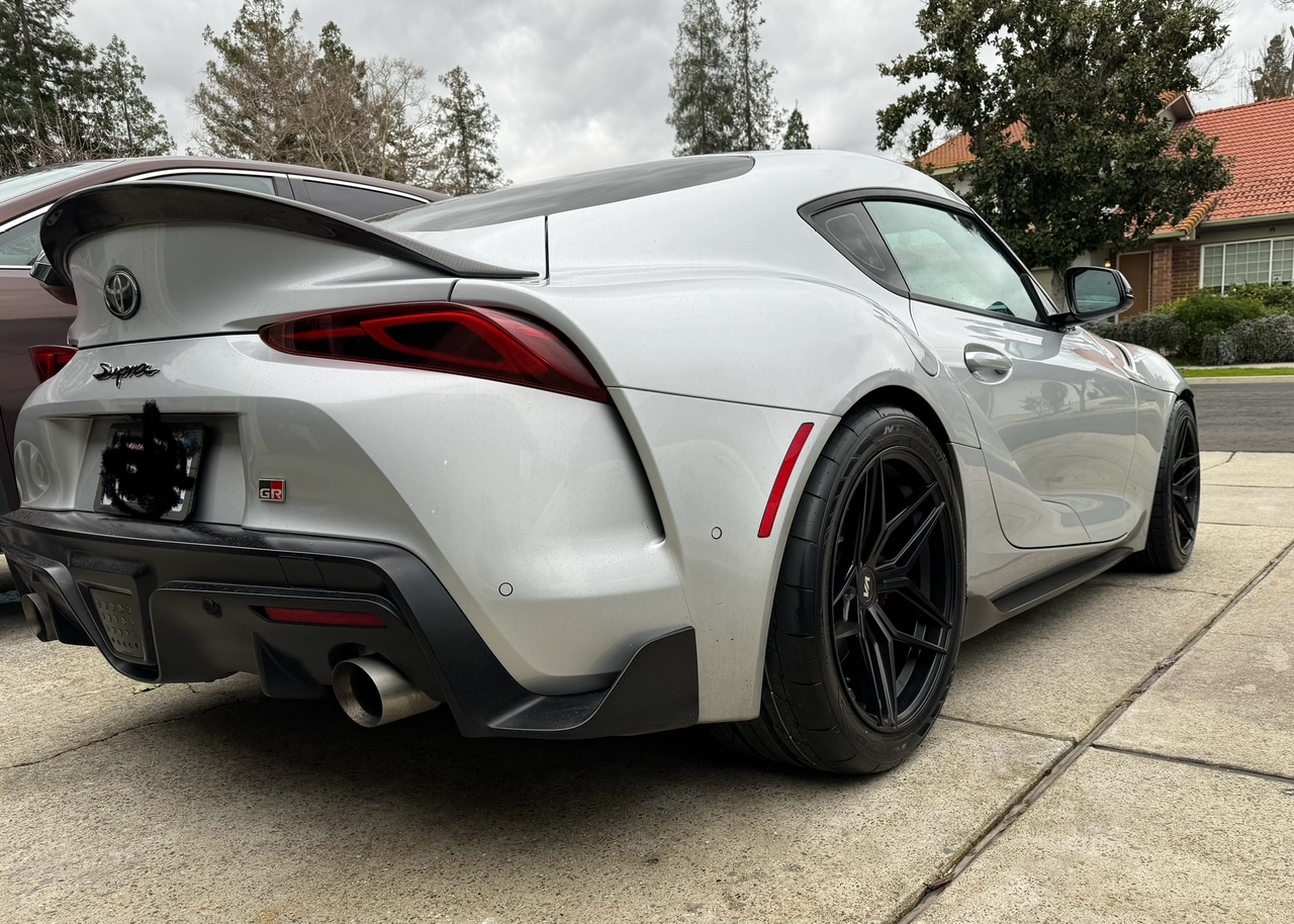 Used 2021 Toyota Supra Premium w/ Driver Assist Package RWD image 4