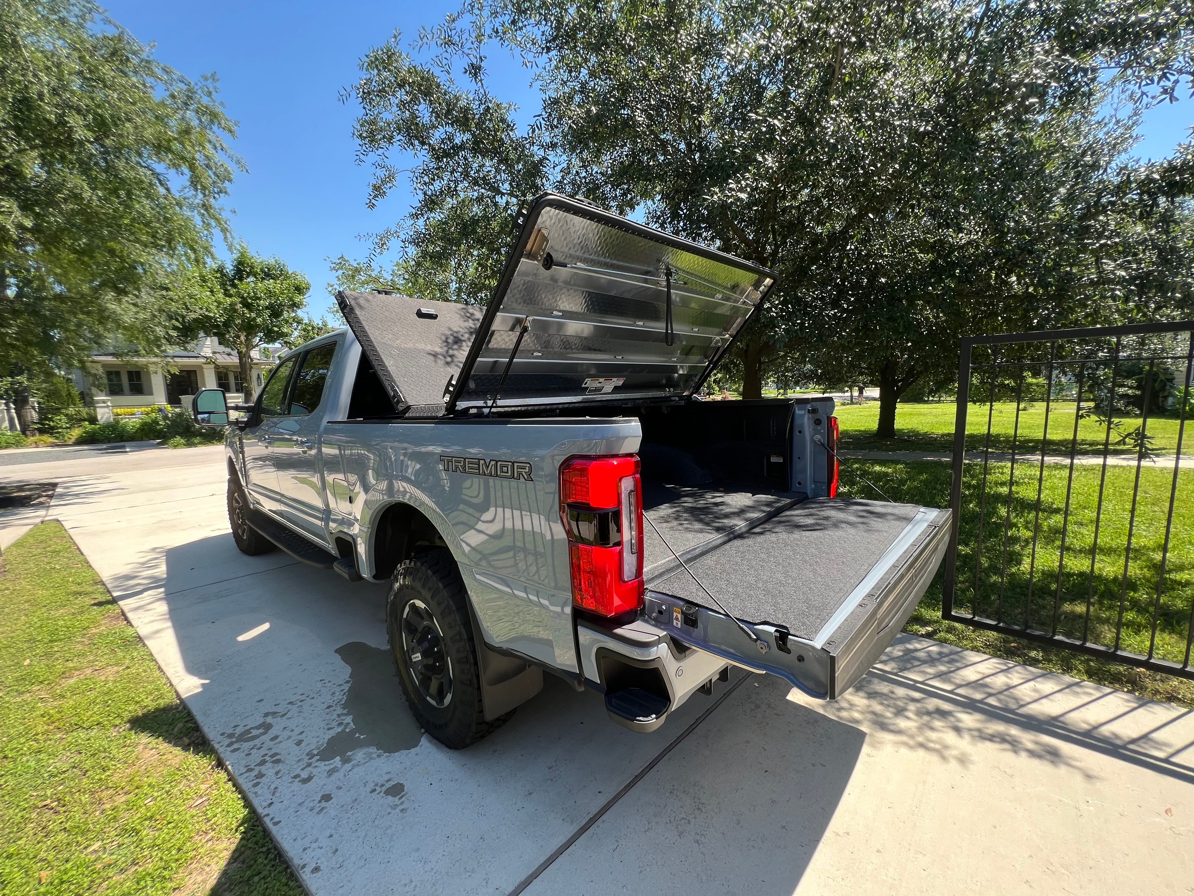 Used 2025 Ford F250 Platinum w/ Platinum Plus Package AWD/4WD image 20