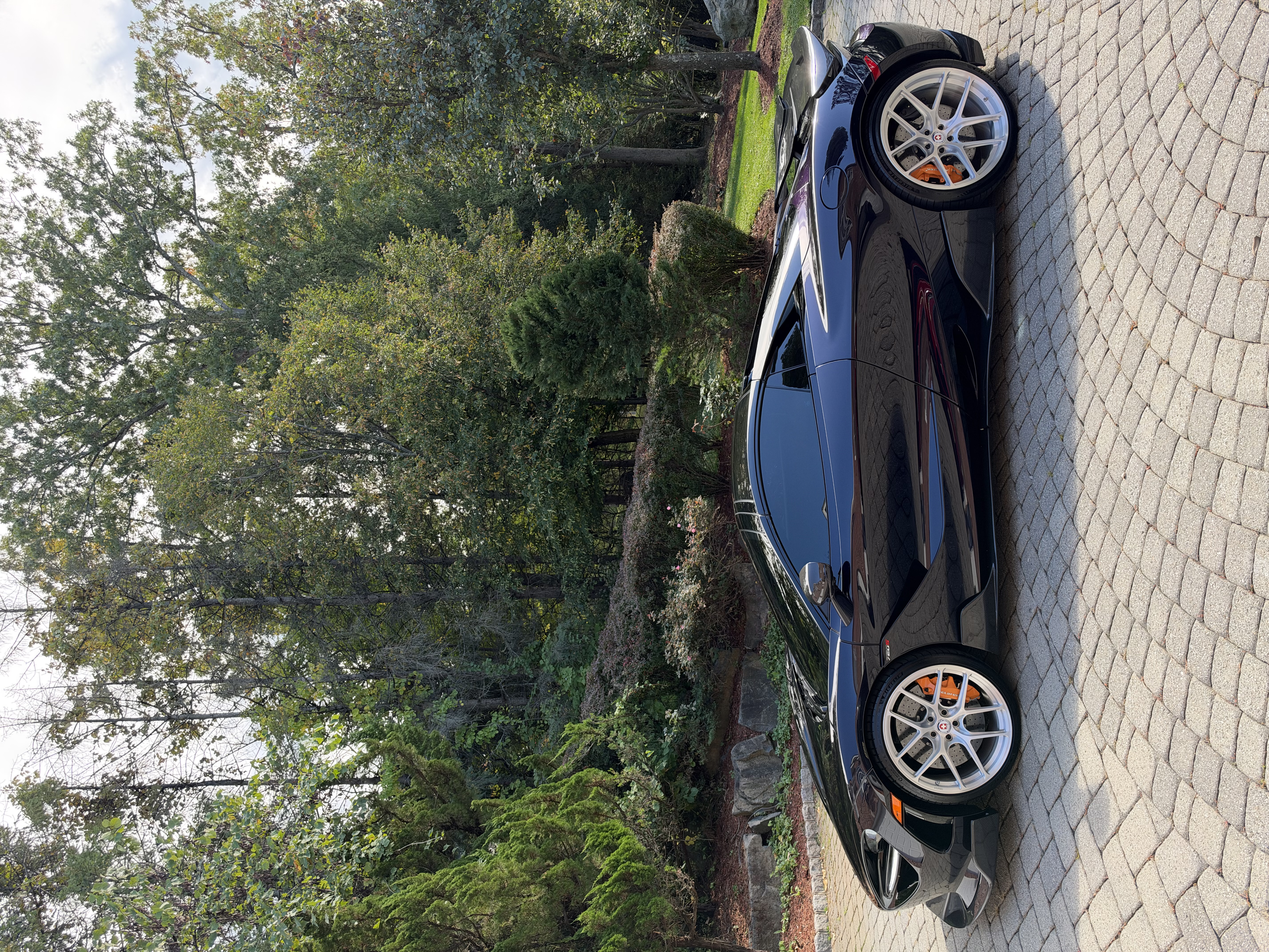 Used 2020 McLaren 720S Spider RWD image 6