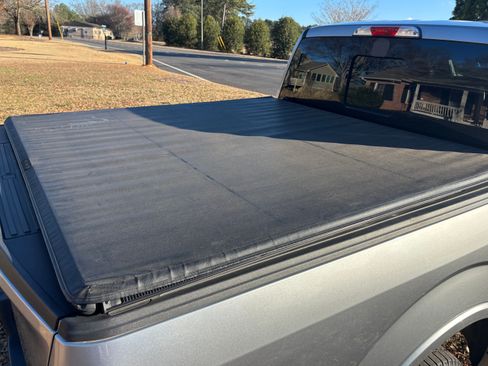 Used 2020 Ford F150 XLT w/ Equipment Group 302A Luxury image 5