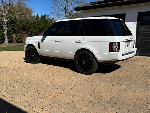 Used 2012 Land Rover Range Rover HSE AWD/4WD image 13