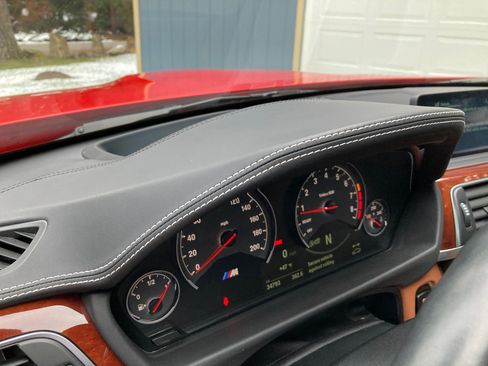 Used 2016 BMW M4 Coupe image 13