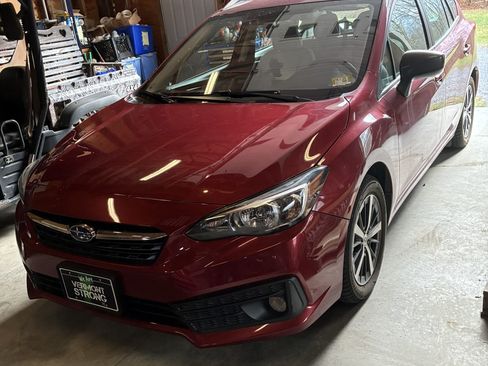 Used 2020 Subaru Impreza 2.0i Premium image 2