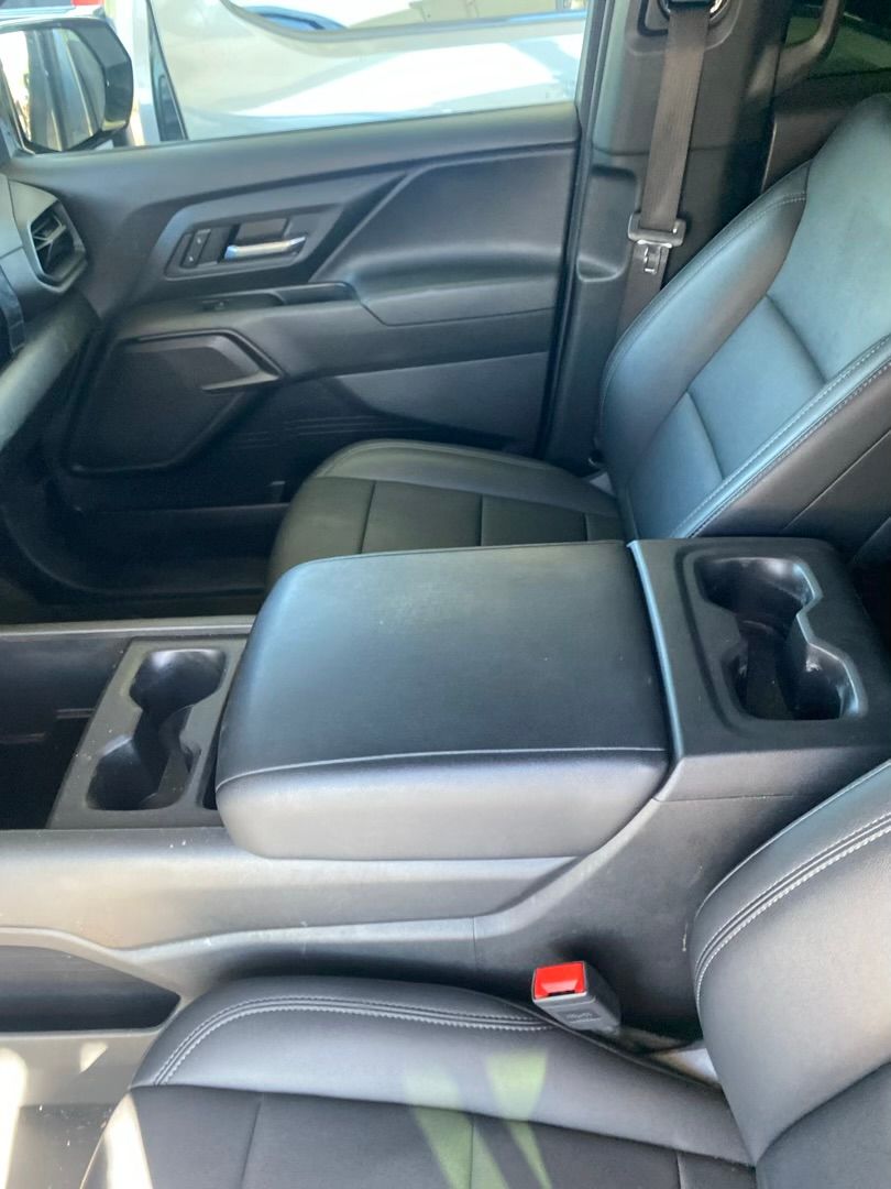 Used 2024 Chevrolet Silverado EV W/T AWD/4WD image 10