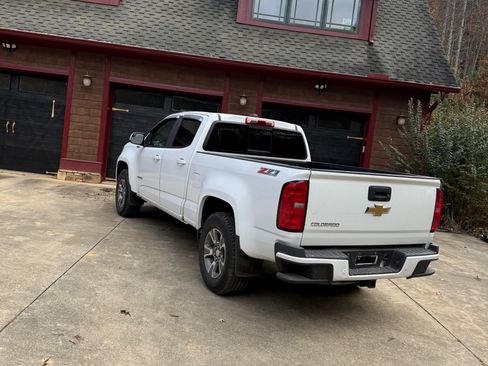 Used 2019 Chevrolet Colorado Z71 image 5