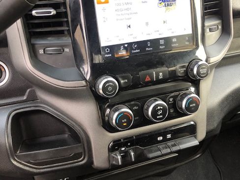 Used 2022 RAM 2500 Tradesman image 12