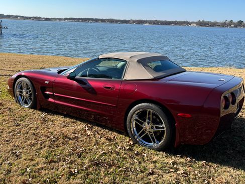Used 2003 Chevrolet Corvette Convertible w/ Preferred Equipment Group1 image 17
