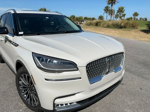 Used 2020 Lincoln Aviator Reserve w/ Equipment Group 201A RWD image 9
