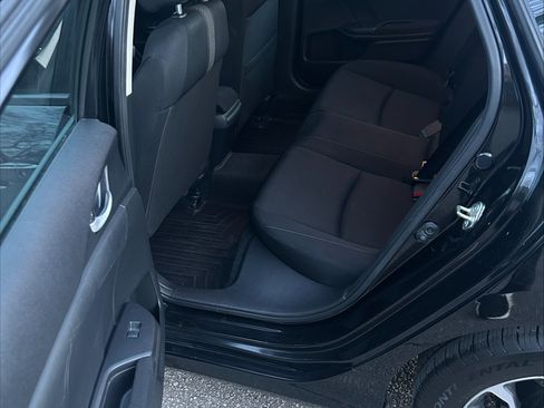 Used 2018 Honda Civic EX image 9