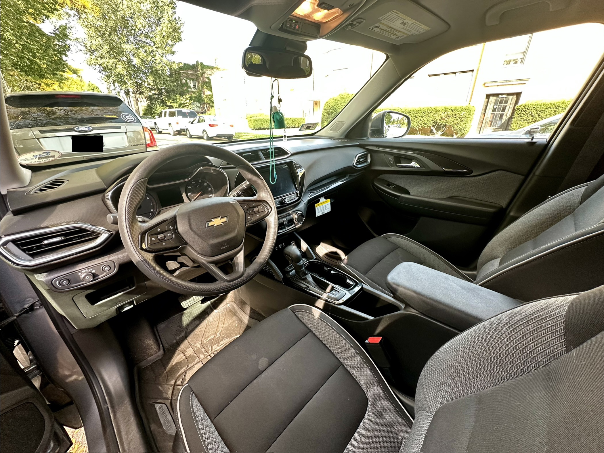 Used 2021 Chevrolet TrailBlazer LT w/ Convenience Package FWD image 12