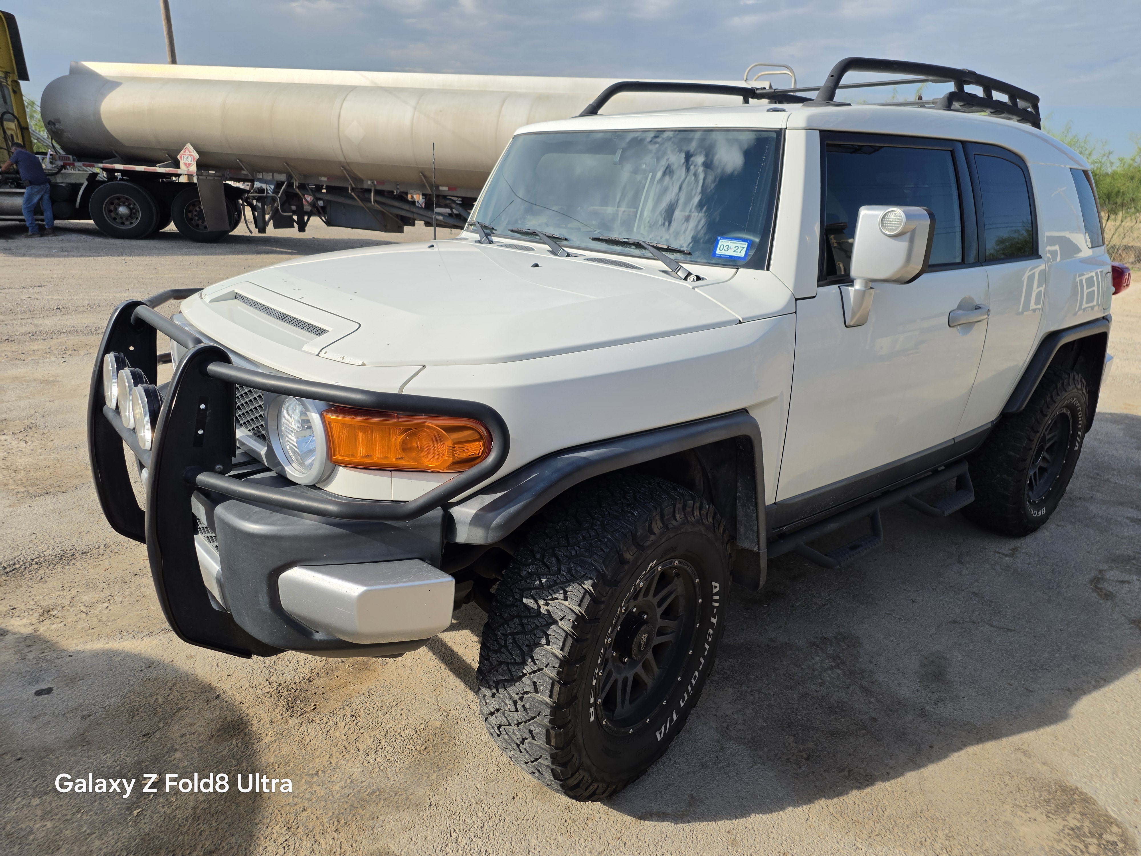 Used 2010 Toyota FJ Cruiser 2WD w/ Convenience Pkg image 2