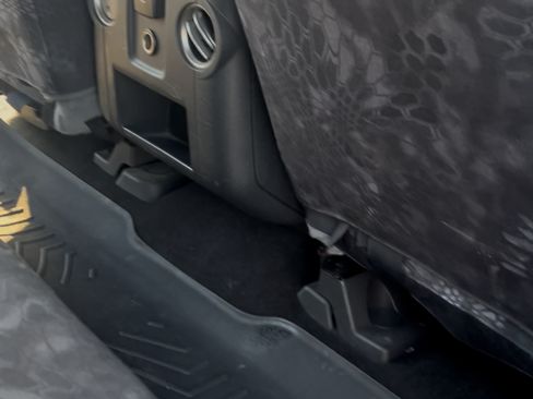 Used 2011 Ford F250 XLT image 13