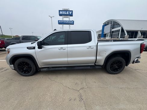 Used 2020 GMC Sierra 1500 Elevation w/ Elevation Value Package image 8