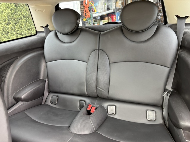 Used 2012 MINI Cooper Hardtop FWD image 8