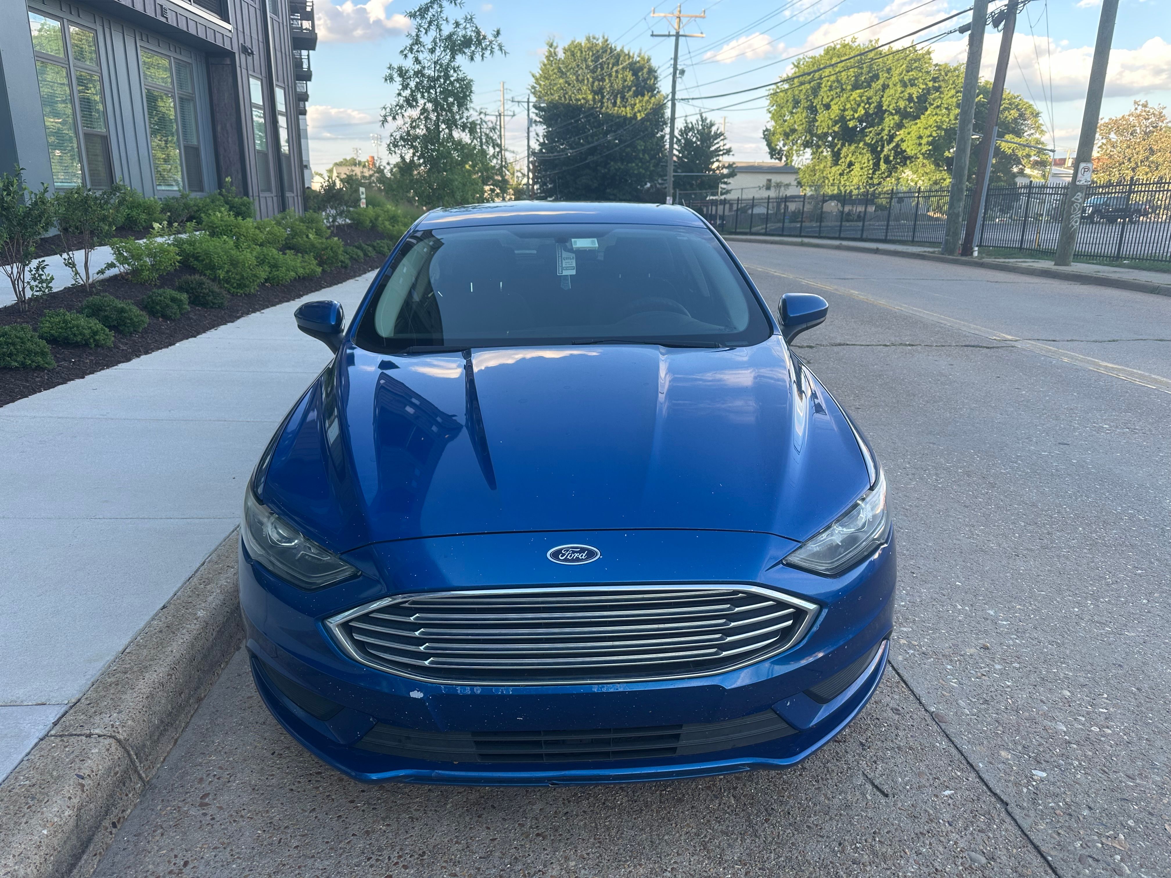 Used 2017 Ford Fusion SE FWD image 20