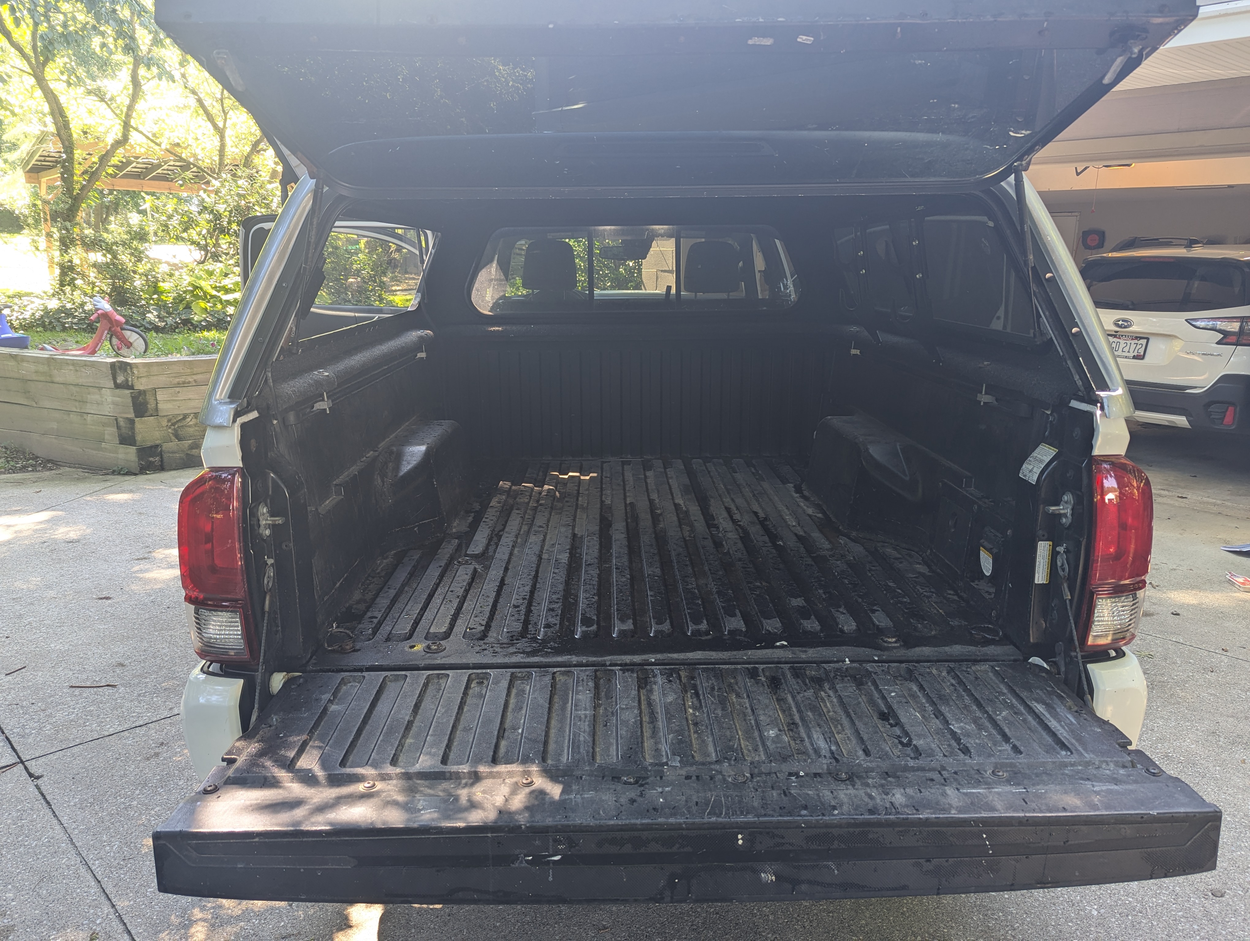 Used 2019 Toyota Tacoma TRD Sport AWD/4WD image 14