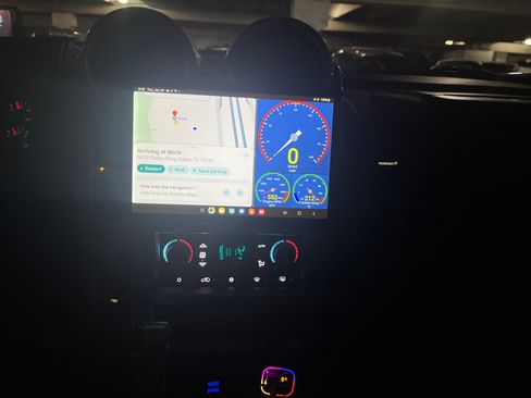 Used 2004 HUMMER H2 w/ Preferred Equipment Group image 6