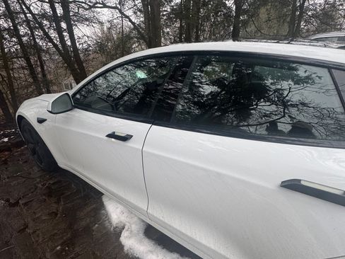 Used 2022 Tesla Model S Standard Range image 5