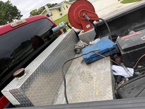 Used 2013 Ford F250 XL image 2