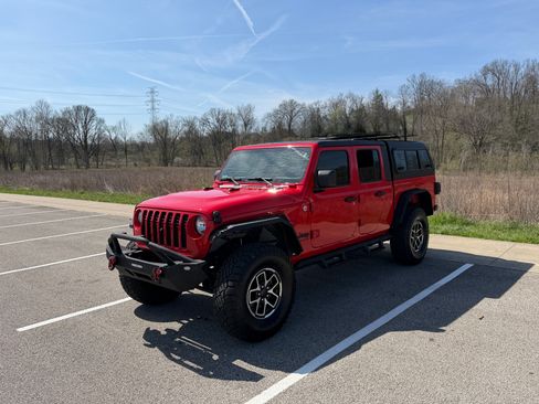 Used 2020 Jeep Gladiator Sport w/ Quick Order Package 24S AWD/4WD image 5