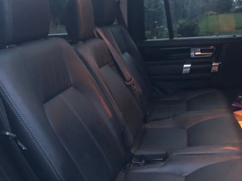 Used 2016 Land Rover LR4 HSE LUX image 12