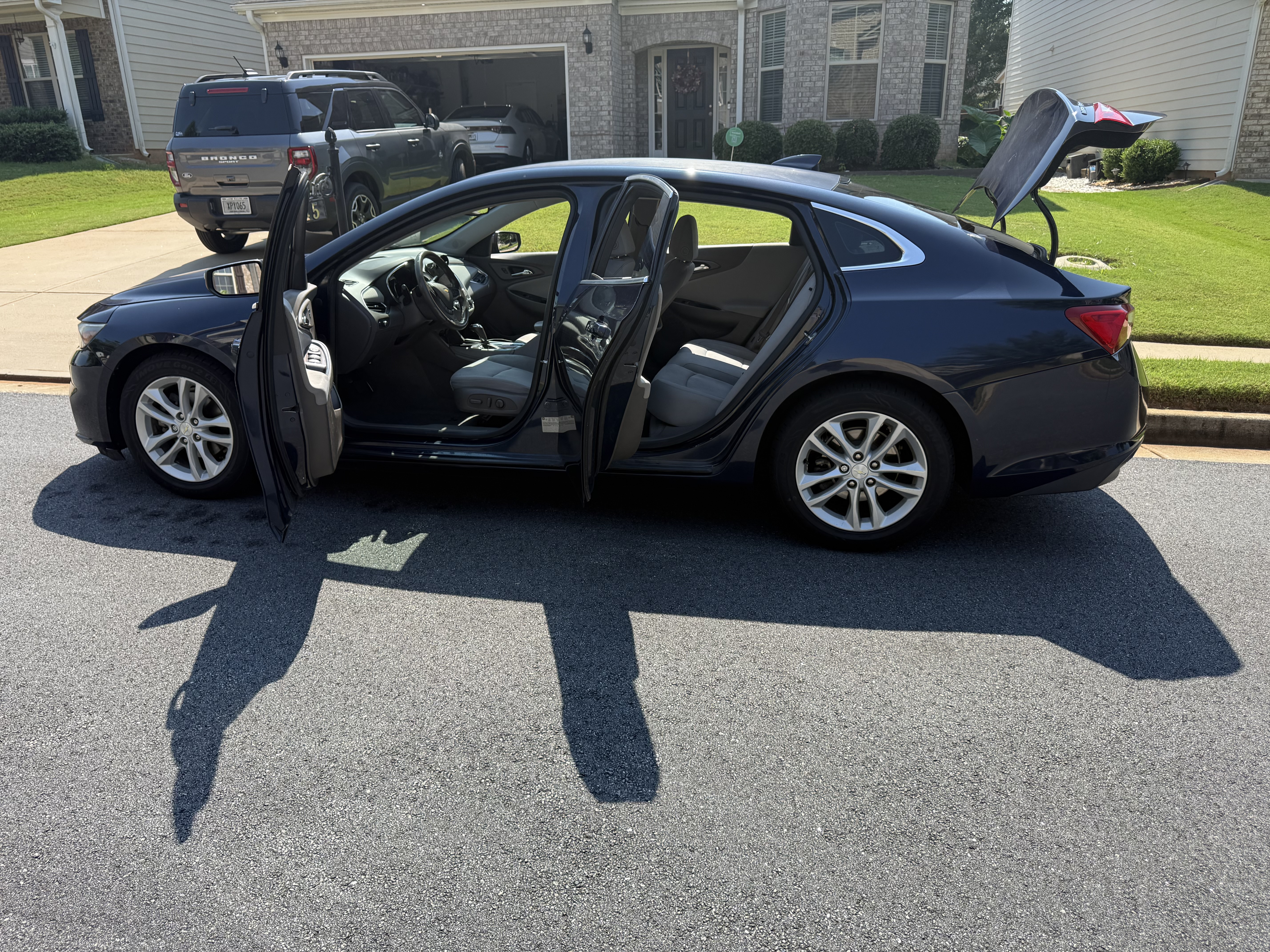 Used 2016 Chevrolet Malibu LT FWD image 5