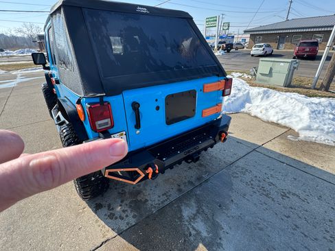 Used 2017 Jeep Wrangler Unlimited Sport w/ Quick Order Package 24S image 4