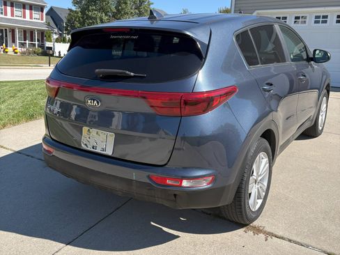 Used 2017 Kia Sportage LX image 4