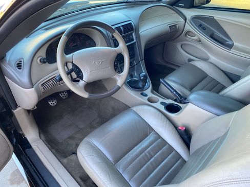 Used 2003 Ford Mustang GT Premium image 8