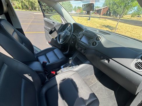 Used 2015 Volkswagen Tiguan SE AWD/4WD image 6