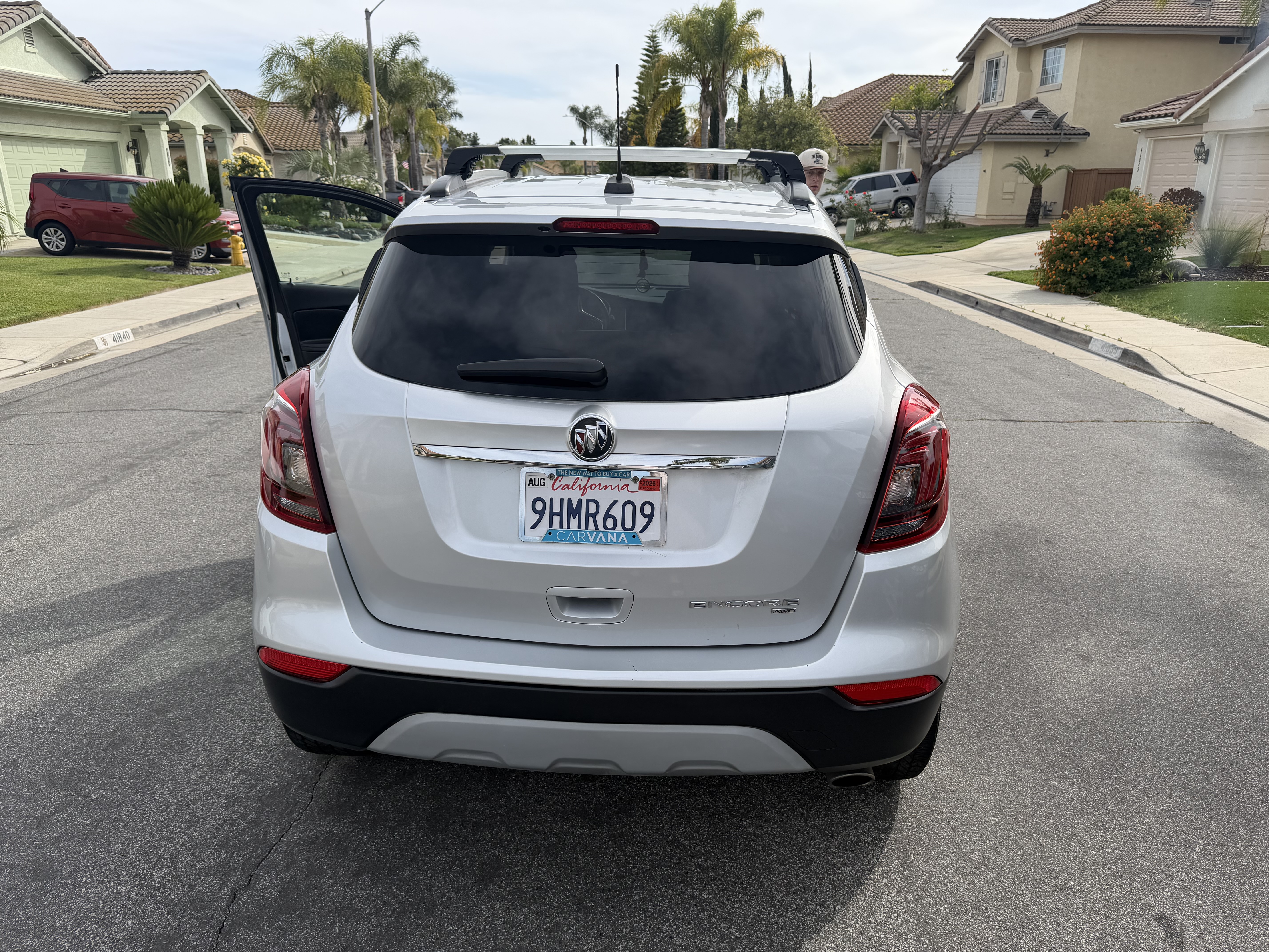 Used 2020 Buick Encore Preferred AWD/4WD image 2