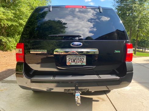 Used 2014 Ford Expedition Limited w/ Equipment Group 301A AWD/4WD image 17