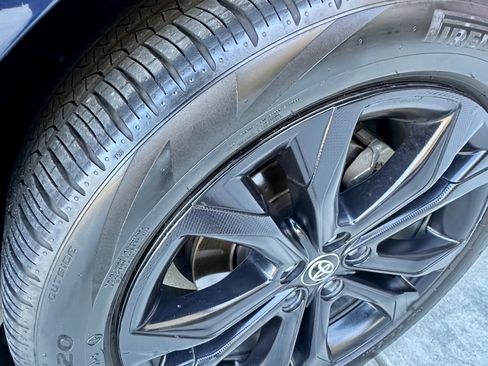 Used 2021 Toyota Sienna XSE image 8