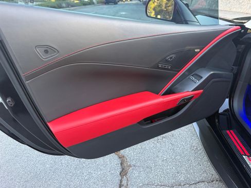 Used 2017 Chevrolet Corvette Z06 RWD image 10