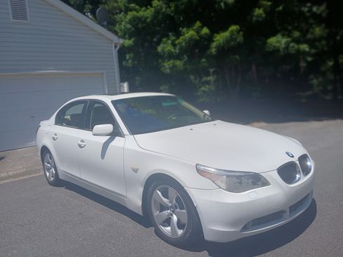Used 2006 BMW 530i Sedan image 5