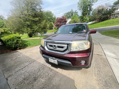 Used 2011 Honda Pilot Touring image 2