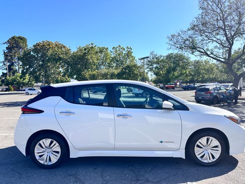 Used 2019 Nissan Leaf S w/ S Charge Package FWD image 10