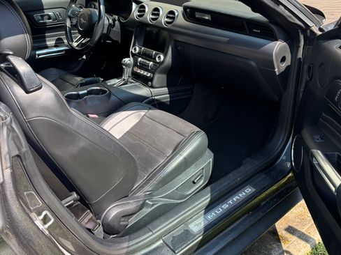 Used 2018 Ford Mustang Premium w/ Equipment Group 201A RWD image 17