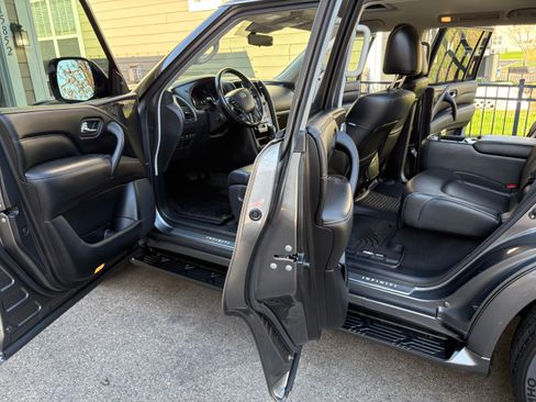 Used 2020 INFINITI QX80 Luxe w/ Proassist Package image 10