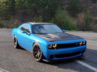 Used 2016 Dodge Challenger SRT Hellcat image 1