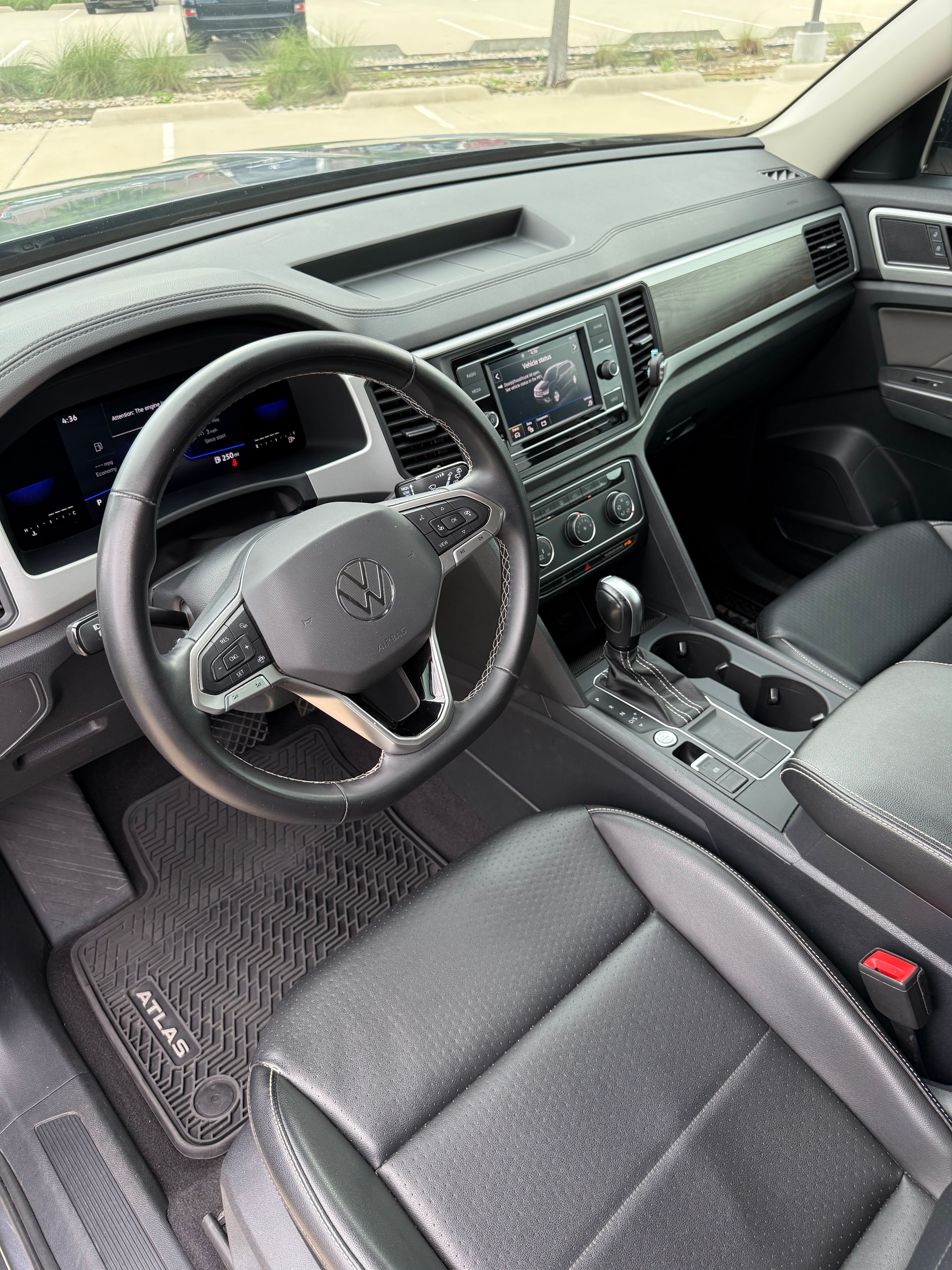 Used 2022 Volkswagen Atlas SE FWD image 19